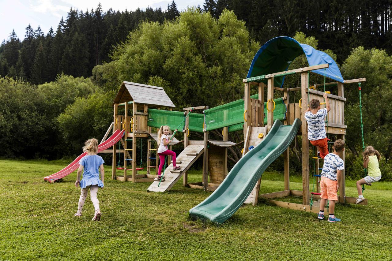 Rezort Gothal Chalupy Dóval Kültér fotó